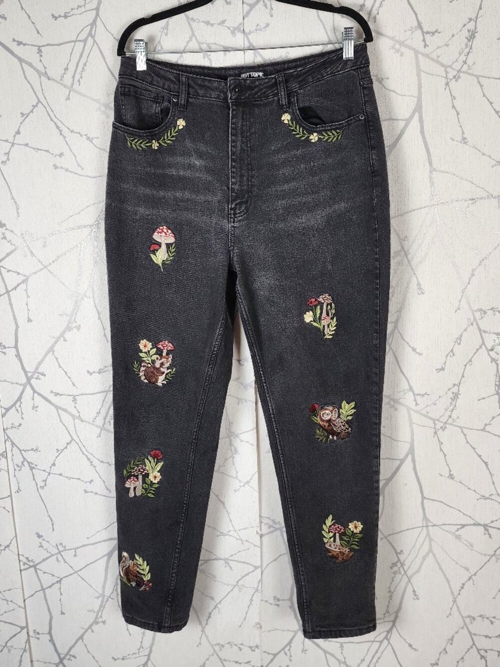 Hot Topic Mushroom Forest Creature Embroidered High Rise Mom Jeans
